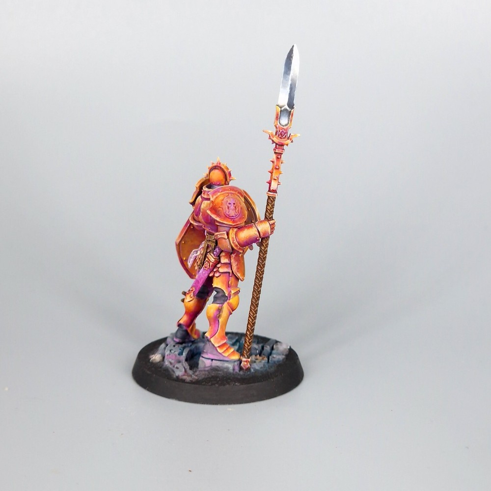 STORMCAST ETERNAL VINDICATOR- Warhammer- Pro Painted.