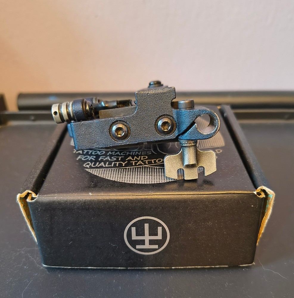coil tattoo machine Vlad Blad Pro Liner classic Wolf frame