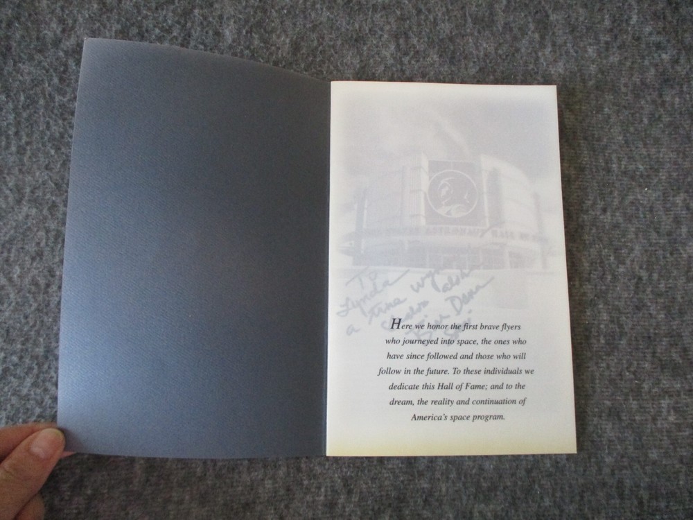 NASA APOLLO ASTRONAUT INDUCTION PROGRAM SIGNED BY WALTER M. SCHIRRA + PEN