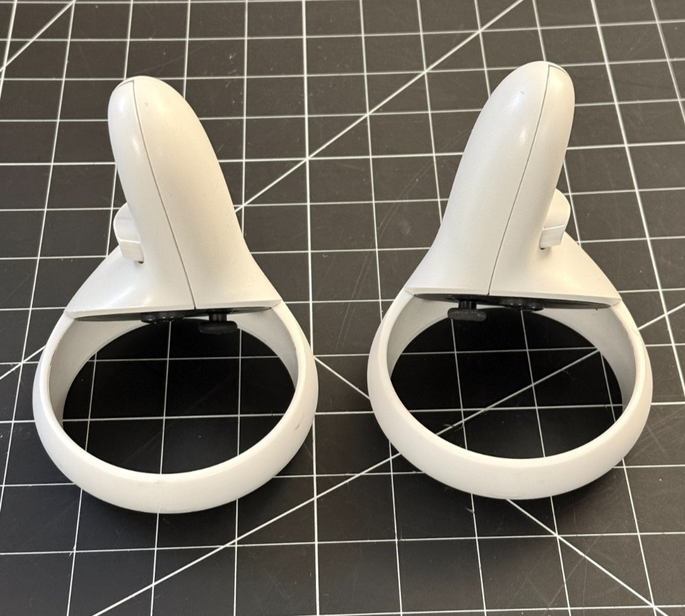 Genuine OEM Oculus Quest 2 Left + Right Controllers PAIR Working + Fully Tested