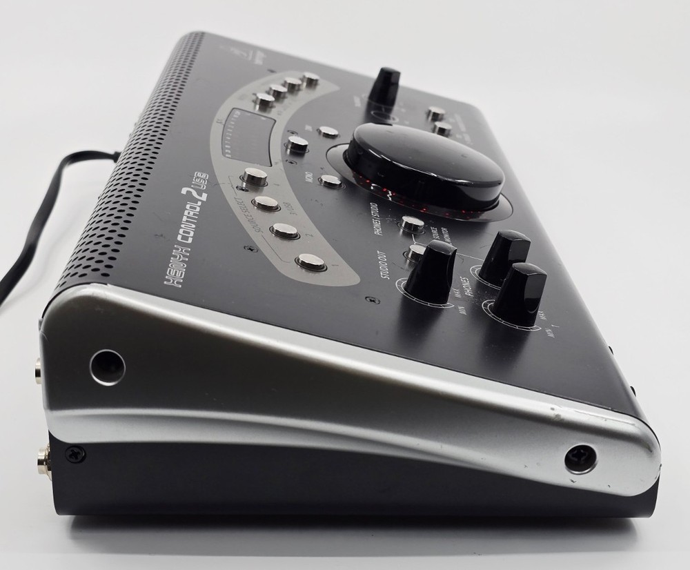 Behringer XENYX CONTROL2USB High-end Studio, VCA Control and USB Audio Interface