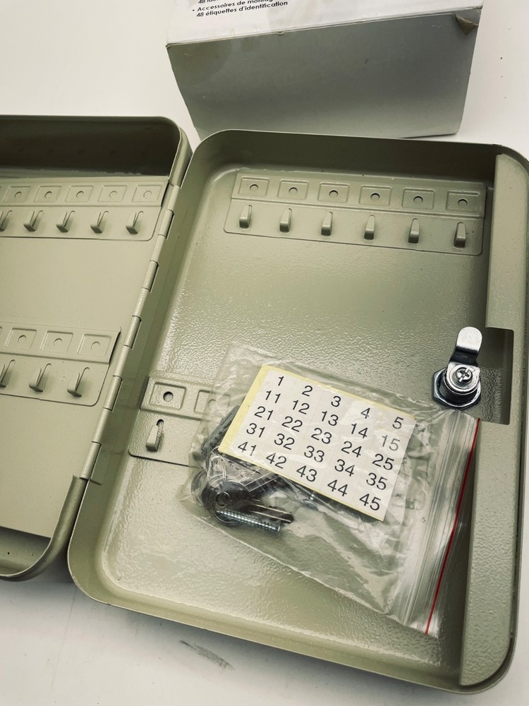 Locking key cabinet holds 48 keys