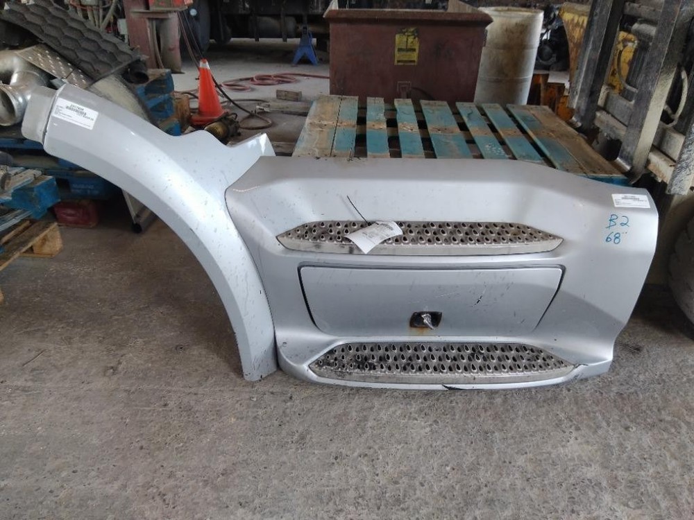 For 2015 PETERBILT 579 SIDE FAIRING Left , MN