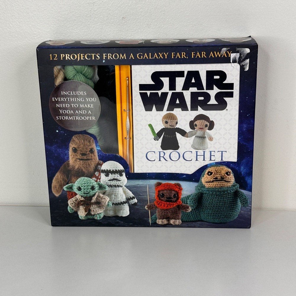 Star Wars Crochet Kit 12 Step-By-Step Illustrated Patterns, Yoda & Stormtrooper