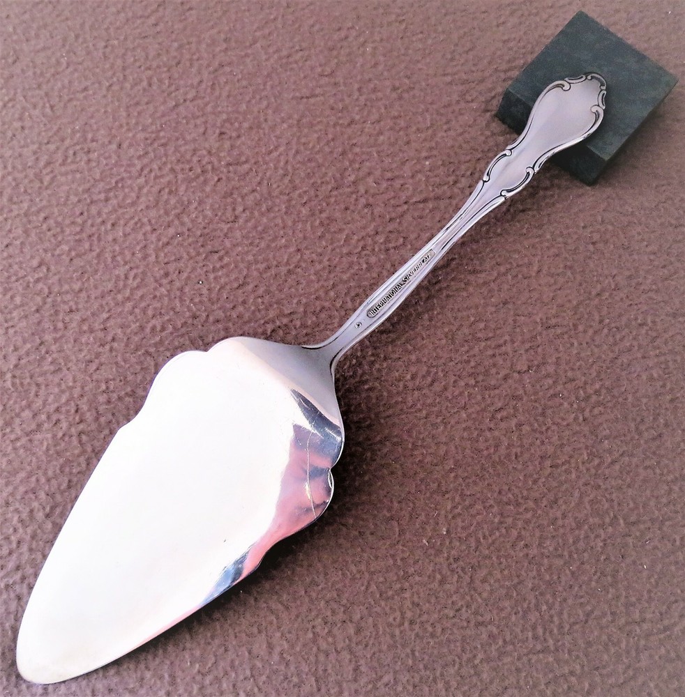 Christmas Greetings (Coventry Pattern) Pie Server by (IS): SHIPS FREE & INSURED