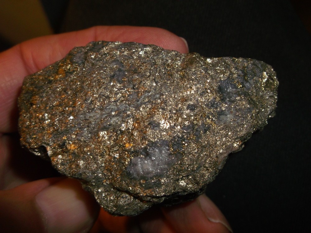 Gold, silver, copper, 203 grams samples ,ore high grade .
