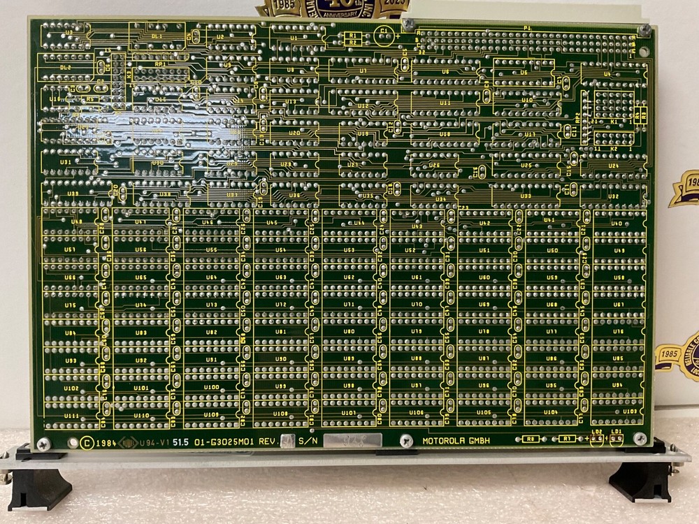Motorola Microsystems VME Computer Module # MVME 222-1 Board 01-G3025MO1 Memory