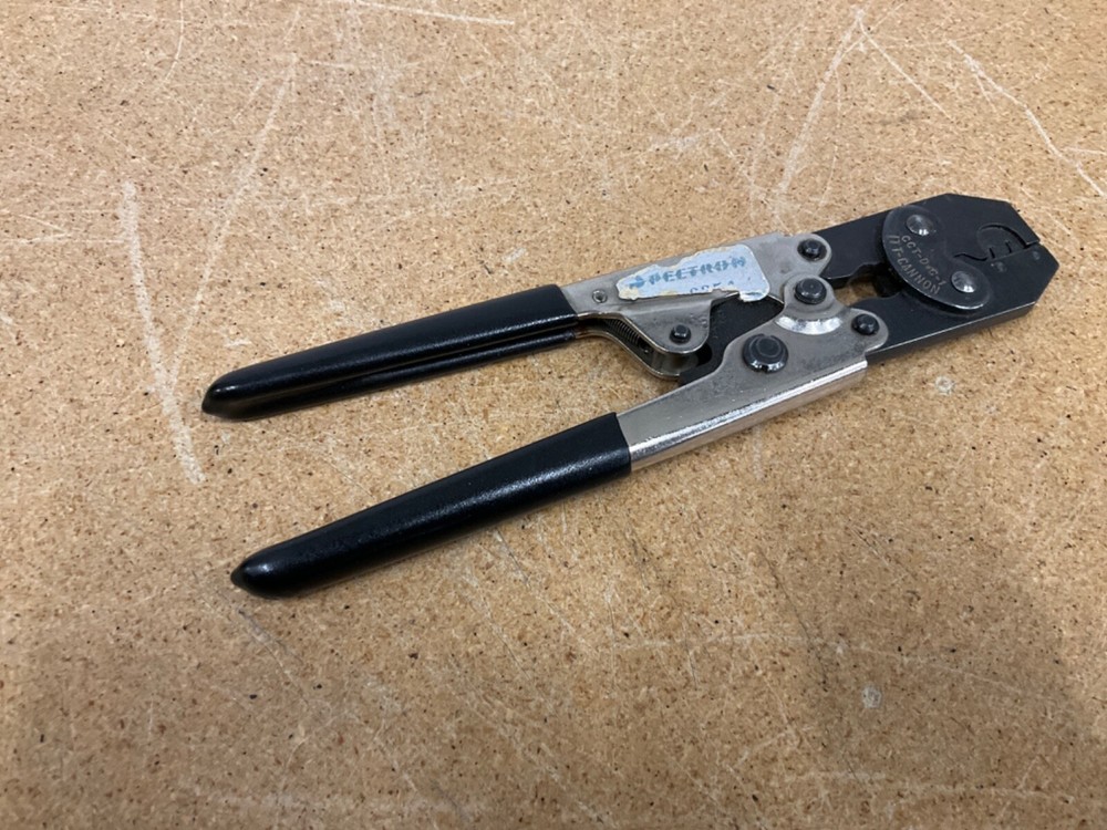 ITT-Cannon CCT-D*C-1 Hand Crimping Tool
