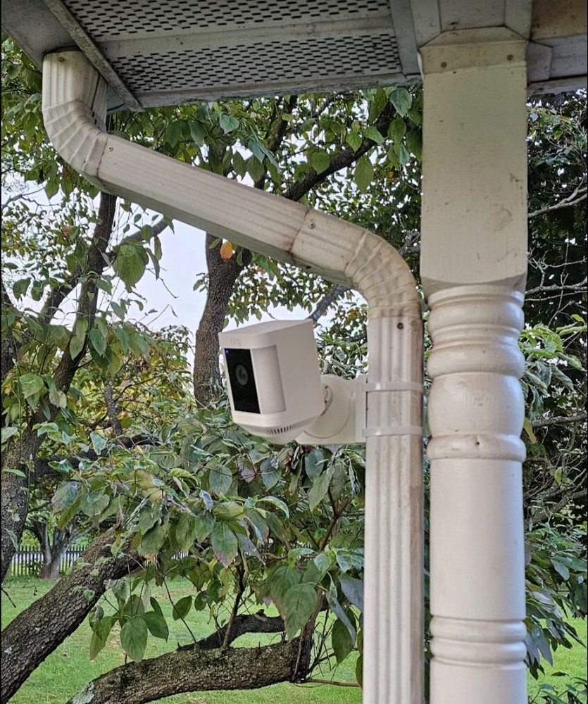 easy mount for SpotLight Cam Plus & Pro 45 degree Left gutter mount