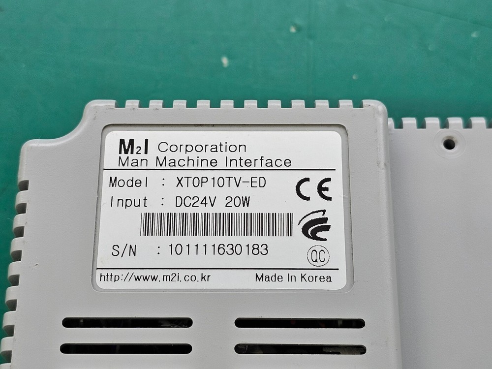 M2I XTOP10TV-ED man machine interface touch screen