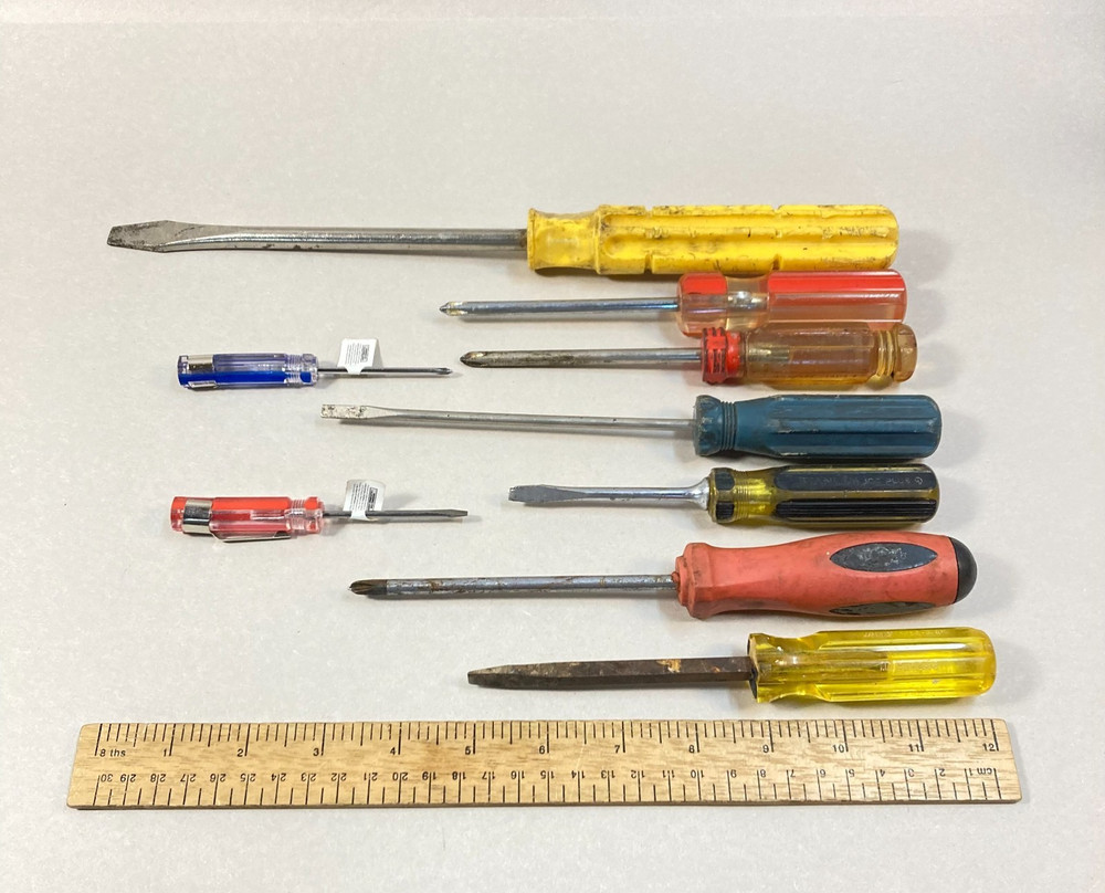 Screwdriver Lot 9 Pc 4 Phillips 5 Flat Slotted