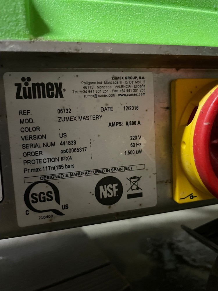 Zumex Mastery Cold Press Juicer