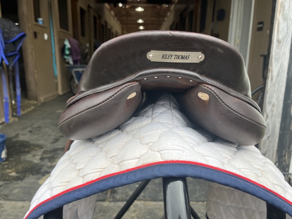2022 Antares Evolution 16.5 Saddle