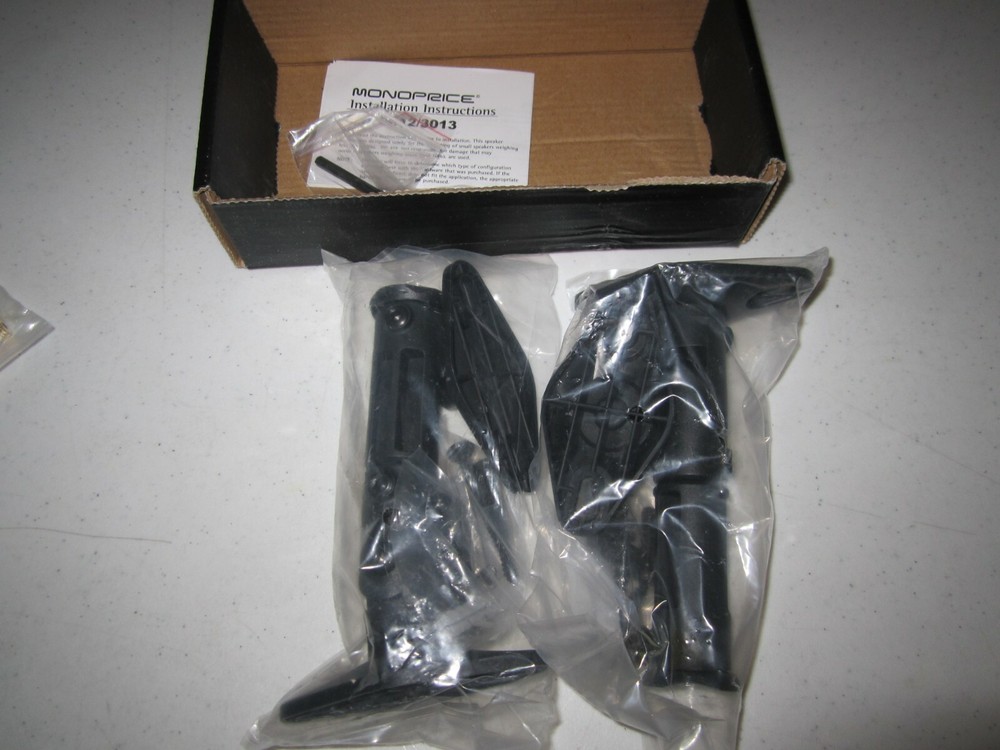 Adjustable 10 lb. Capacity Surround Studio Speaker Wall Mount Brackets (Pair)