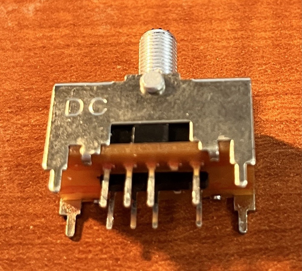 TS-23E02 - Center Return Switch - Shaft 11.5 mm