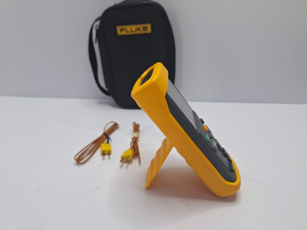 Fluke 51/52 II Dual Input Digital Thermometer