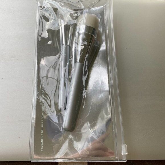 Cosmedix Cleansing Brush + Mask Applicator Set