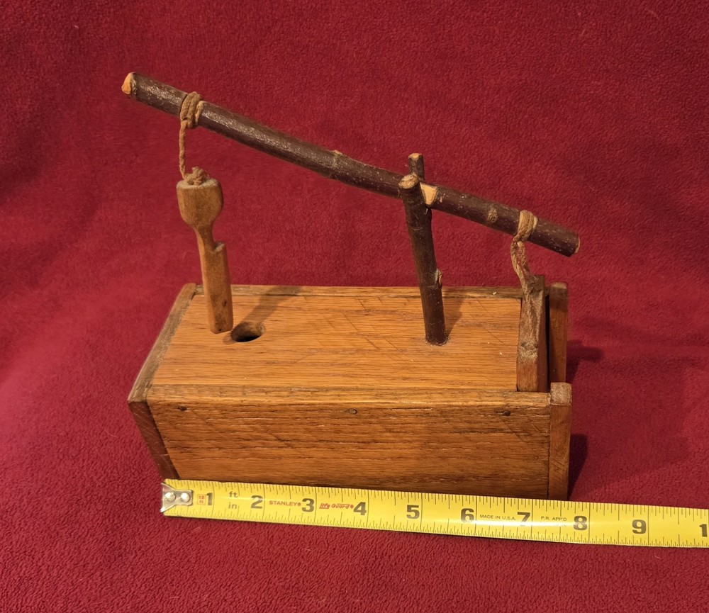 VTG Unique Rustic BOX Handmade Wood Live Mouse Trap Signed