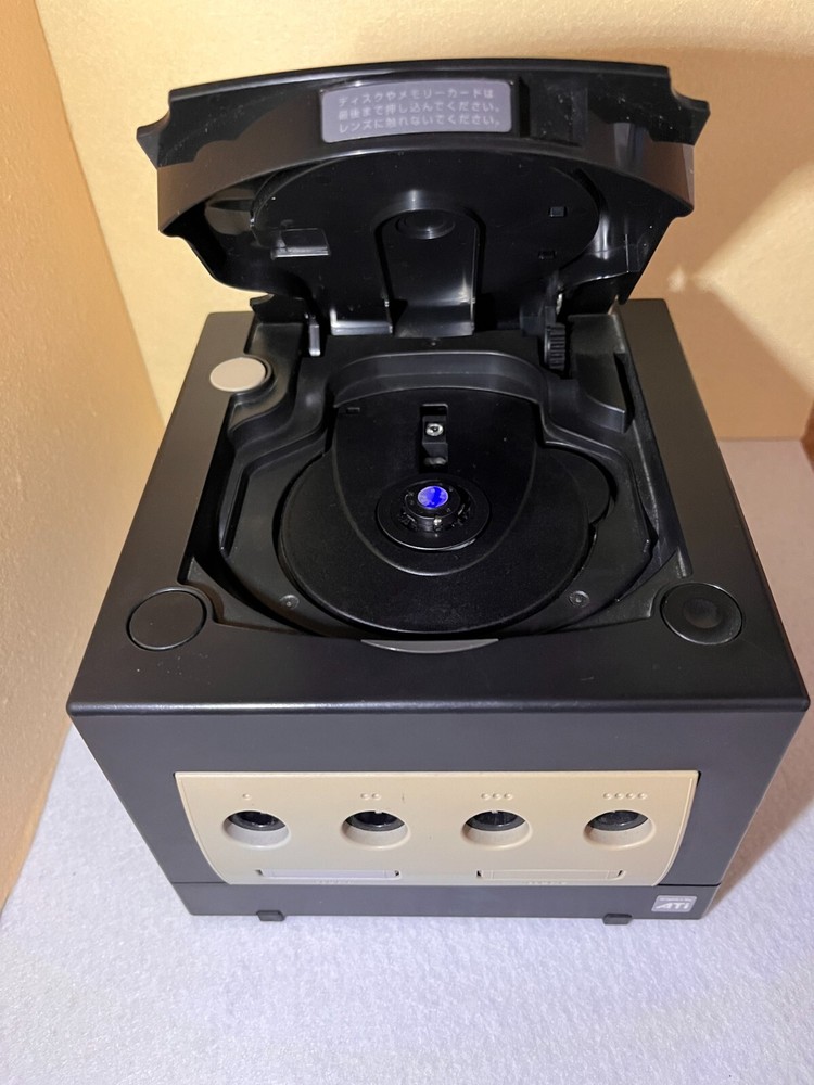 Nintendo GameCube Console + Controller + AC Adapter(for 100V) + Stereo AV Cable