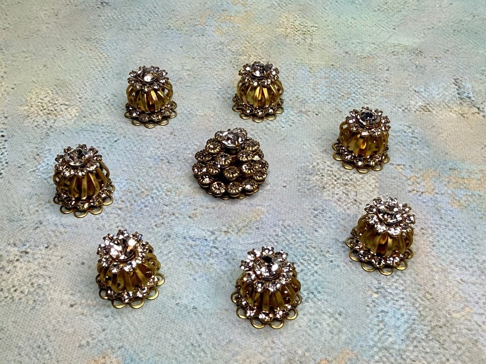 7 Exquisite Swarovski Components