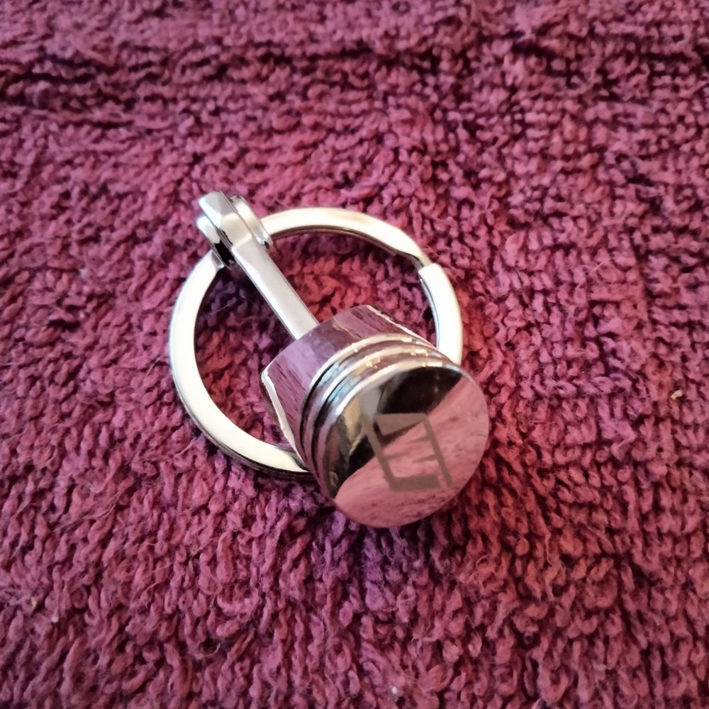 One Chrome Wisco Piston &  Connecting Rod Keychain