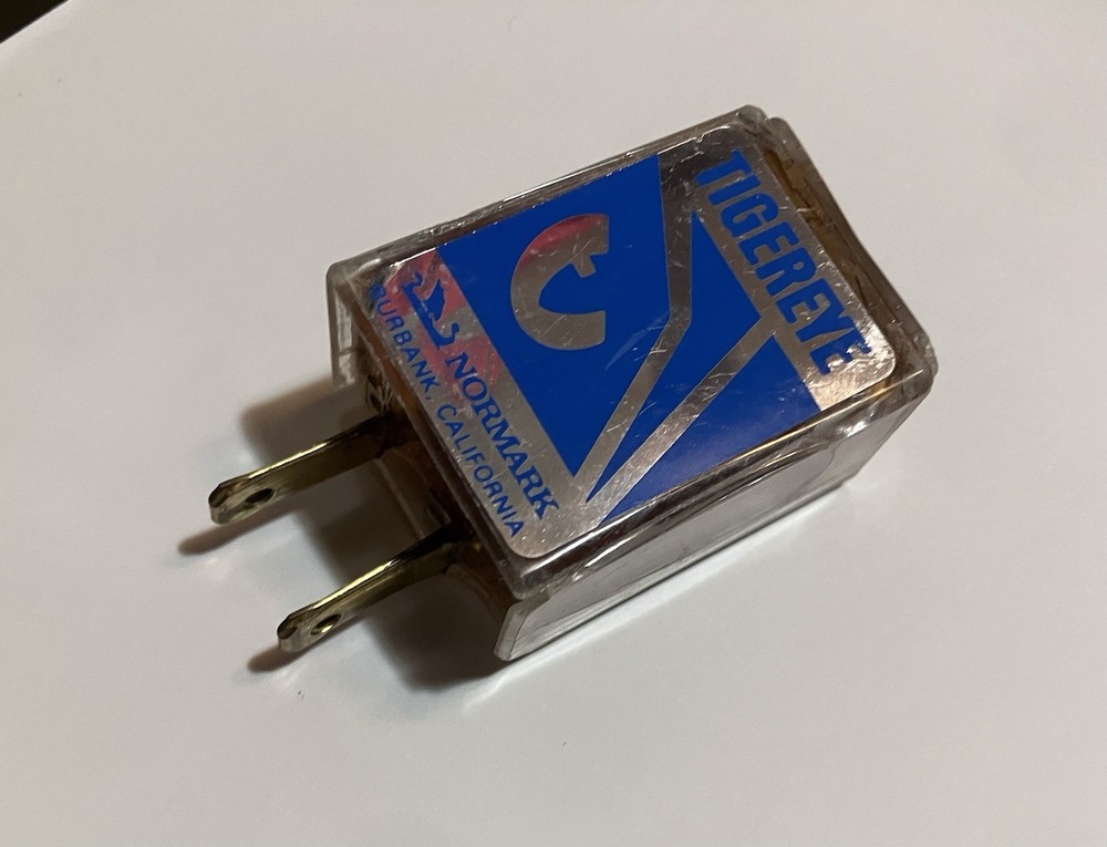 Tigers Eye Trigger Slave Wireless Flash Sync