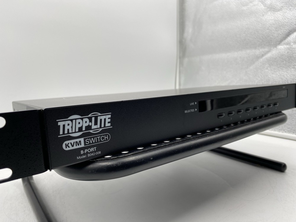 TRIPP-LITE B042-008 8-PORT USB=PS/2 KVM SWITCH