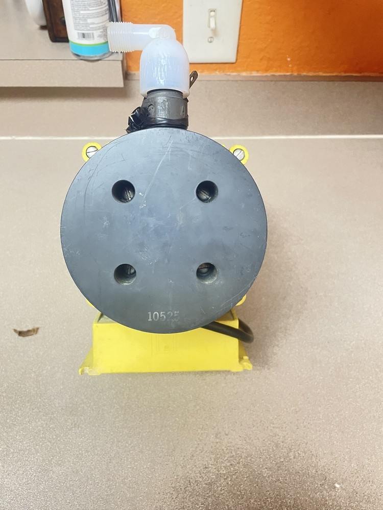 Milton Roy electromagnetic dosing chemical pump C131-24