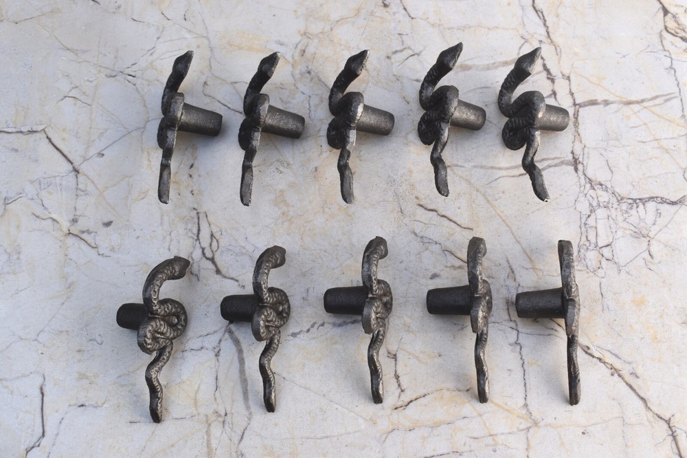 10 pcs Snake Shape Vintage Cast Iron Door Drawer knobs Cabinet Gate Handle Pulls