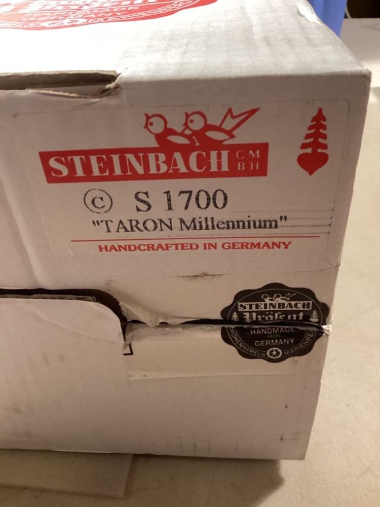 Steinbach “Taron Millennium” S1700 nutcracker signed in Excellent Condition