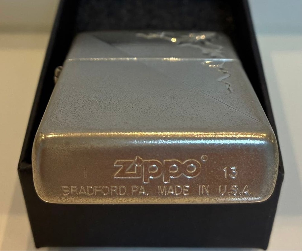 Zippo lighter 2015 model botanical design diagonal lines