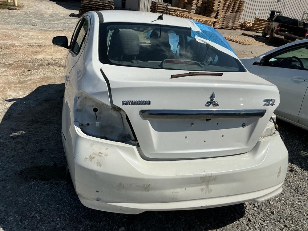 MIRAGE 2018 Glove Box 4998983