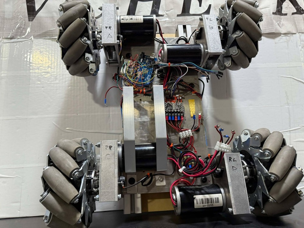 SUPERDROID ROBOTS IG52 DB OMNIDIRECTIONAL MOBILE ROBOT ASSEMBLY