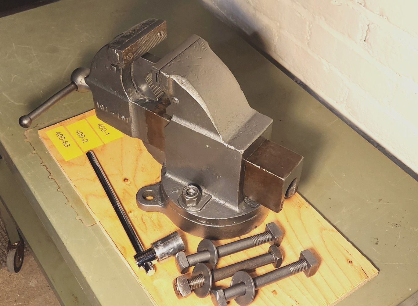 Prentiss NY Bench Vise #181 191 with Swivel Base & Pipe Jaws, 50# Heavy Duty!