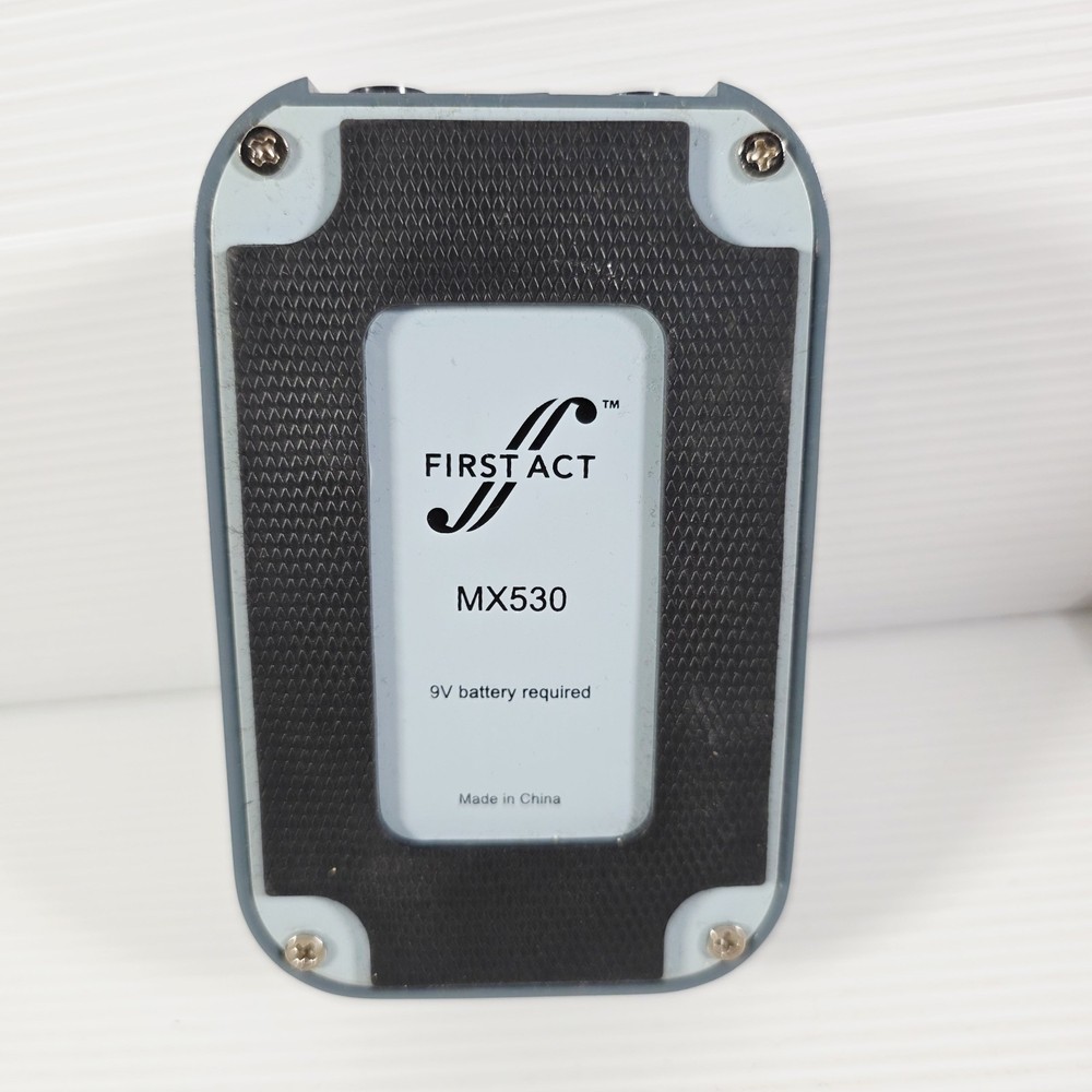 First Act Delay Pedal MX530 Bundle W/Manual & Bag