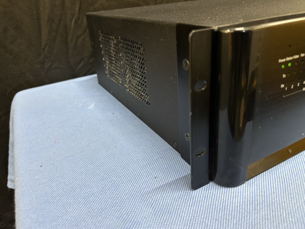 SAVANT SMARTMEDIA PRO CHASSIS SSP-0600-00 With Modules Installed