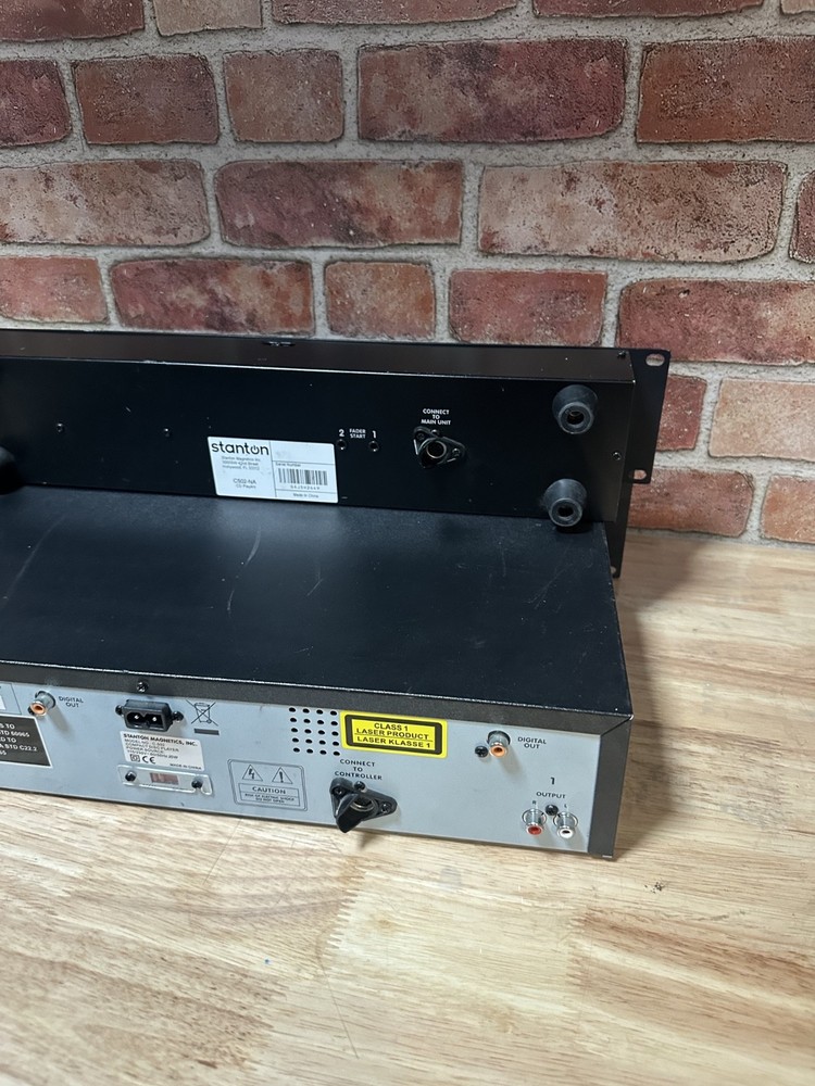 Stanton C.502 Dual Rackmount Digital Plays MP3 Cds( Please READ)