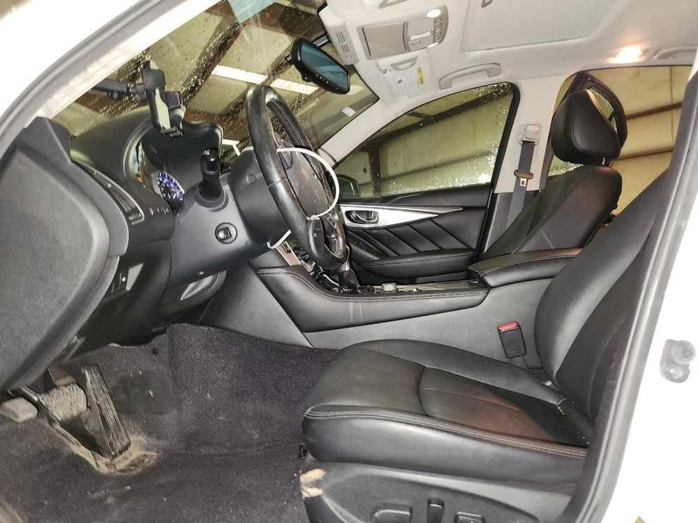 Q50 2016 Glove Box 4912238