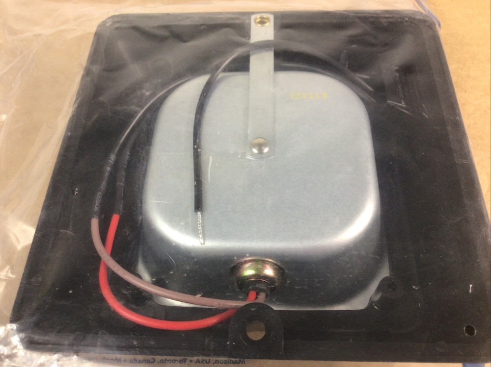 Grote 61221 Clear Square Dome Light With Switch NEW