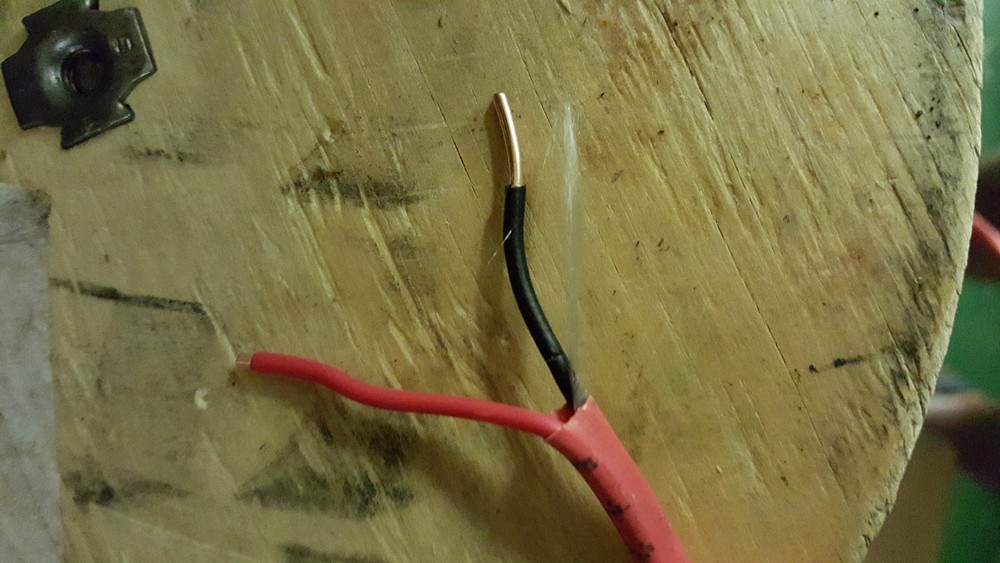 Southwire Genesis 4313 14/2C Solid Riser Fire Alarm/Security Cable Red /100ft