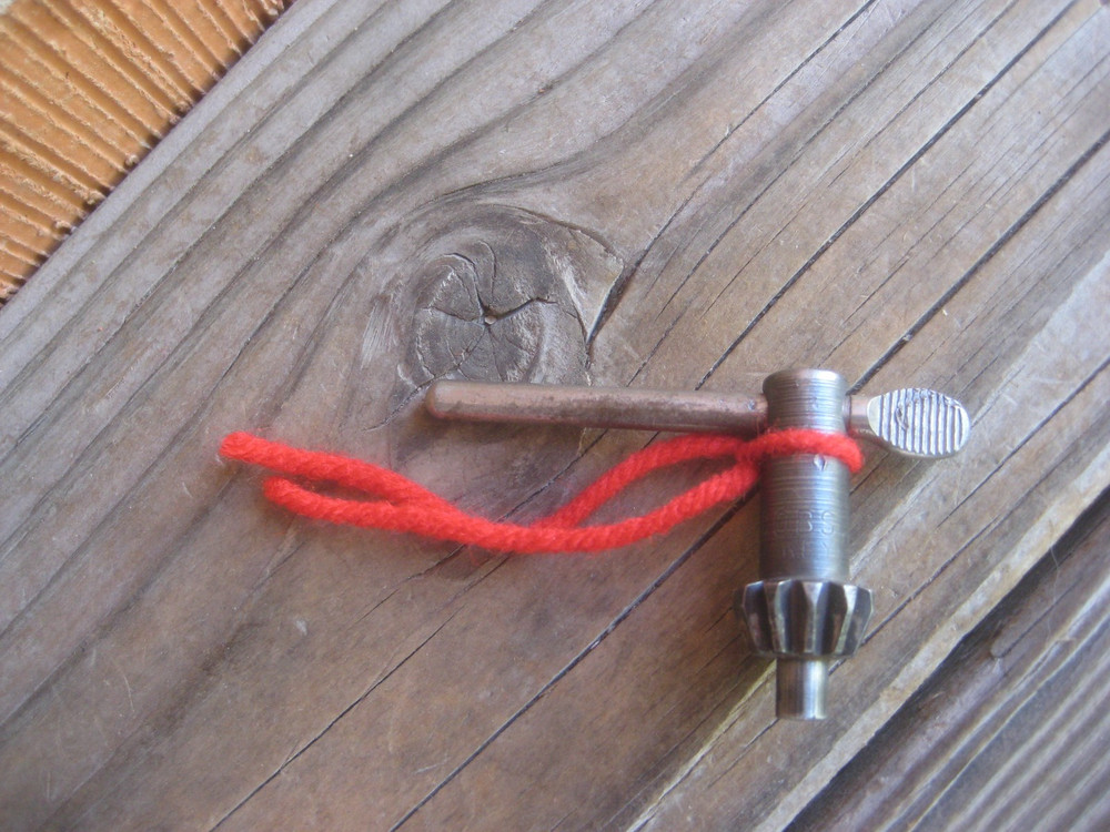 Vintage *** JACOBS - K2 ( Key #2 ) *** Drill Chuck Key USA