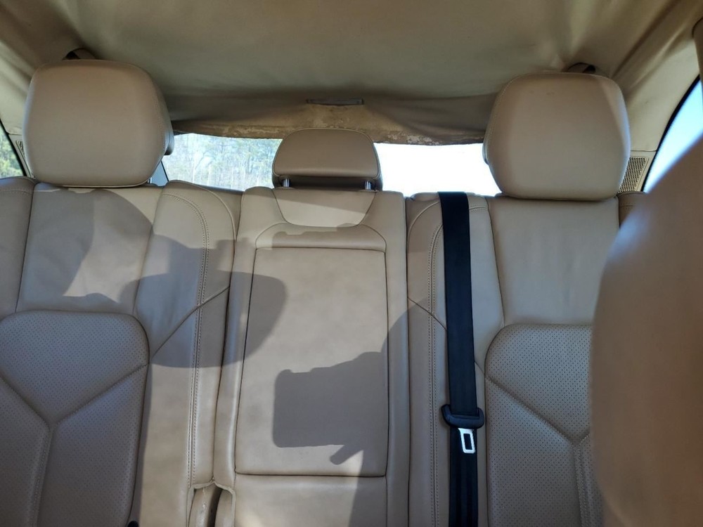 CAYENNE 2014 Glove Box 4589618