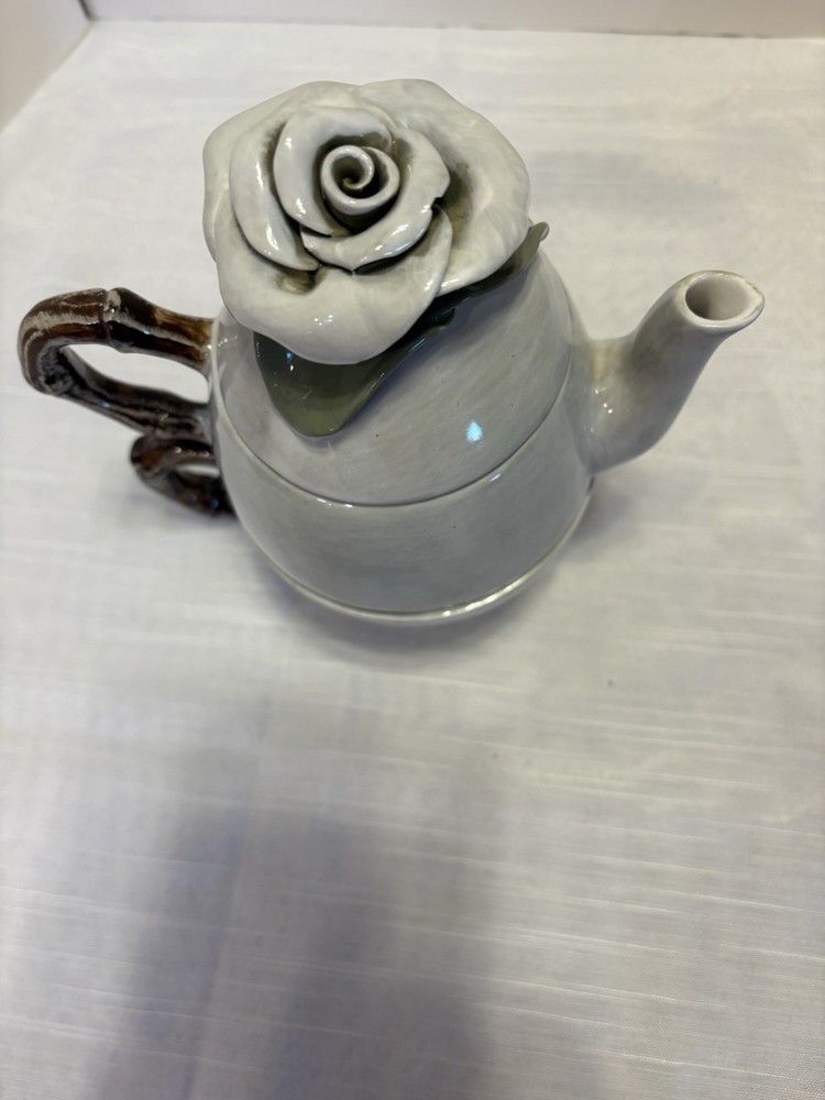 Studio B Grey ceramic 3 piece tea pot Excellent Condition!