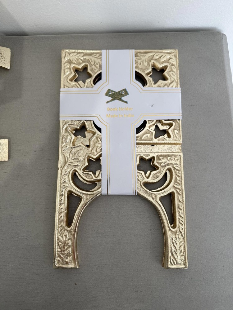 Quran stand
