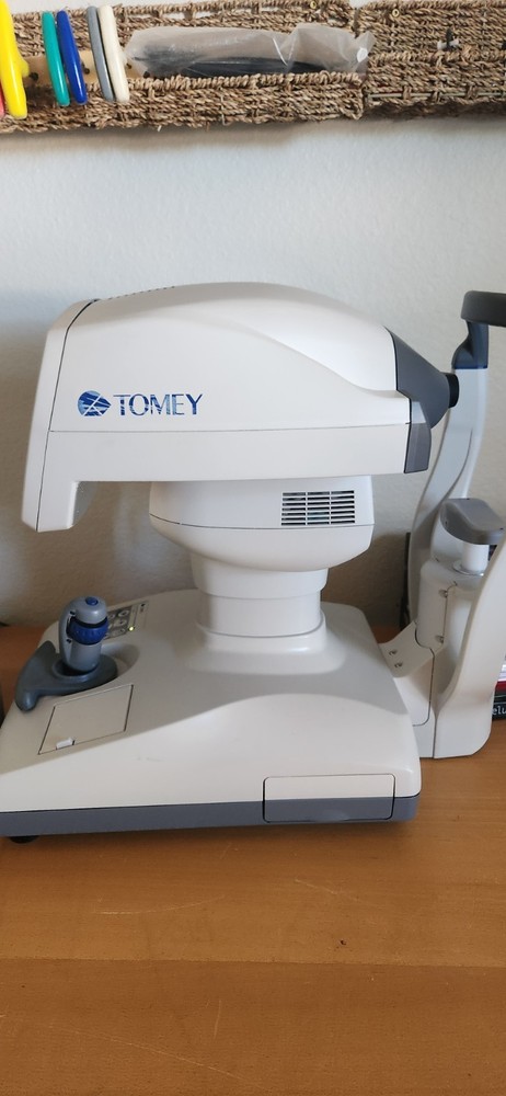 Tomey RC-5000 Auto Refractor/ Keratometer Auto Shot And Auto Alignment