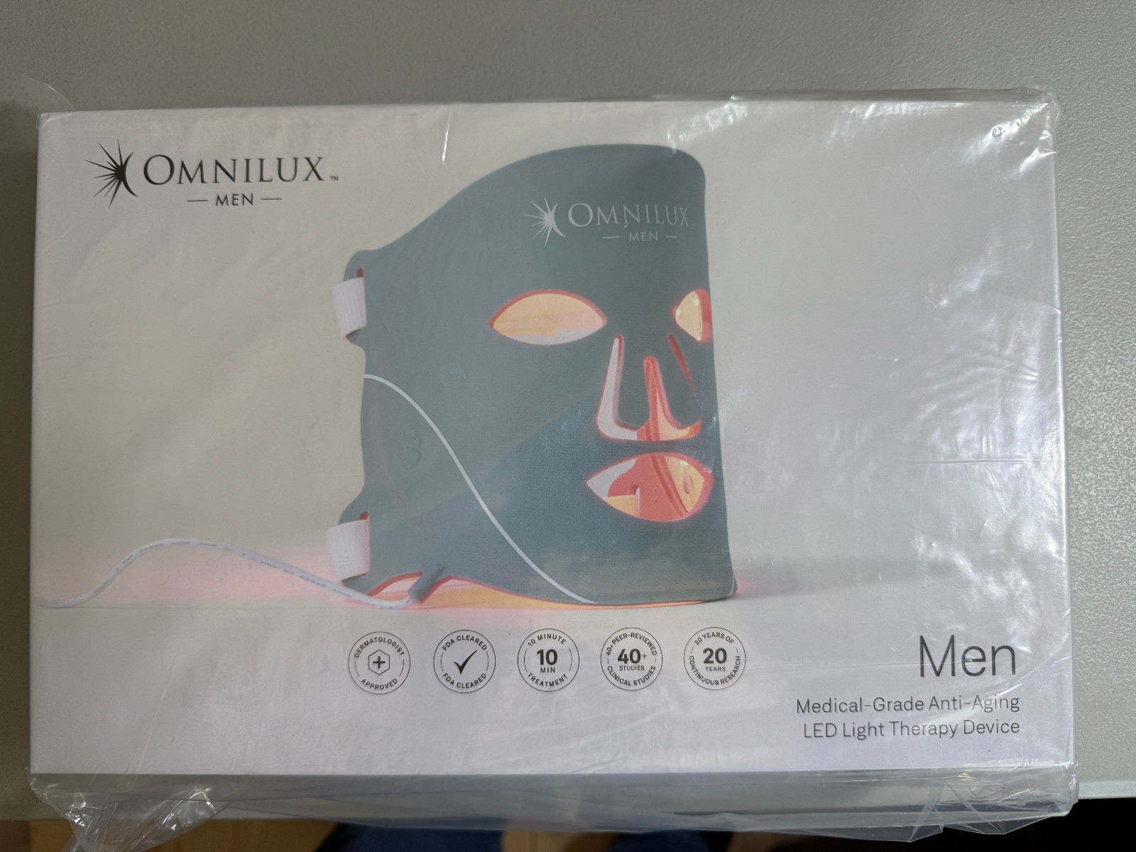 NEW Omnilux Men's LED Mask Therapy Device Reduce Lines Wrinkles Factory Sealed