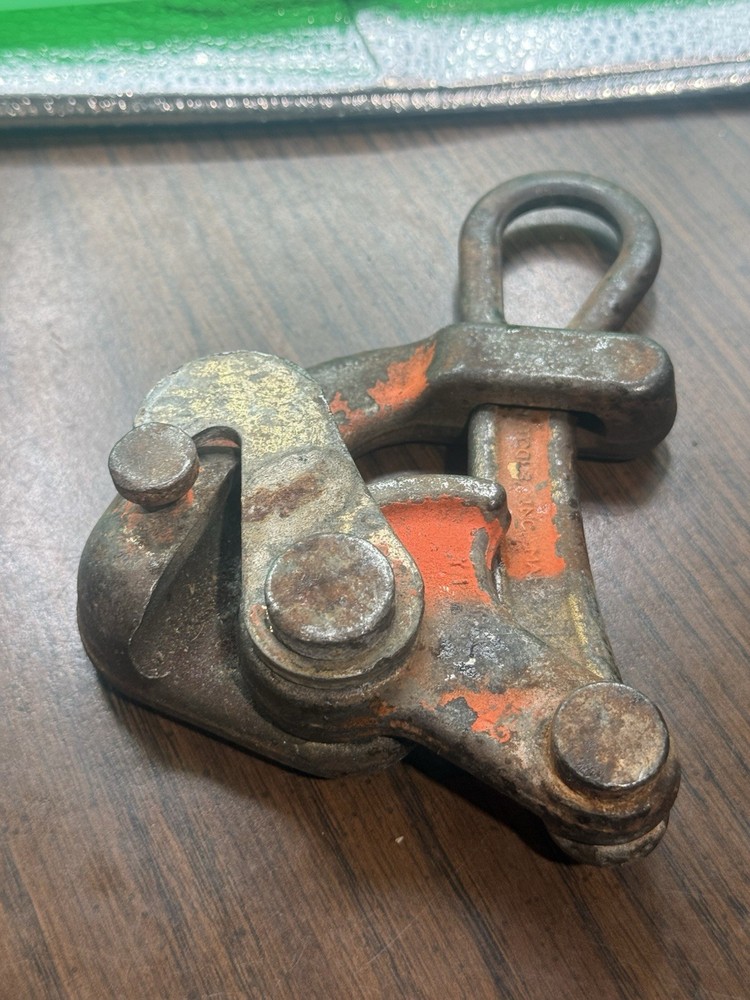 Klein Tools 1604-20L Cable Grip Puller Brown 5000 lbs Max Load .125-.50in E5