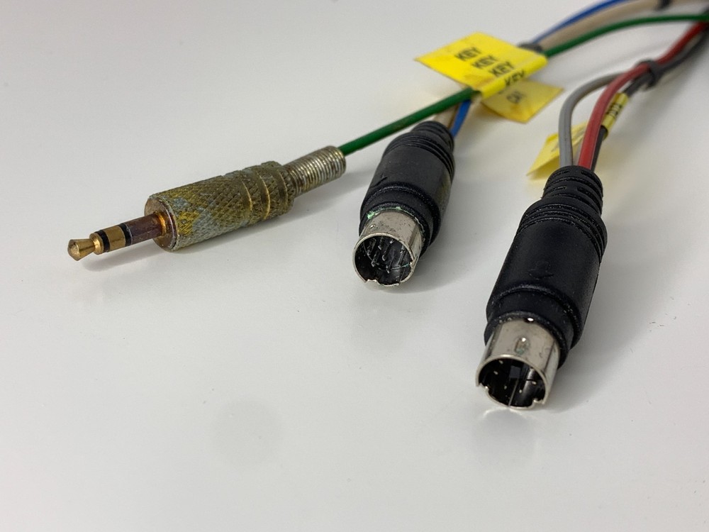 MicroHam Digi Keyer 443 USB Digital Interface for Ham Radio DB15 FT-MINI8 Cable