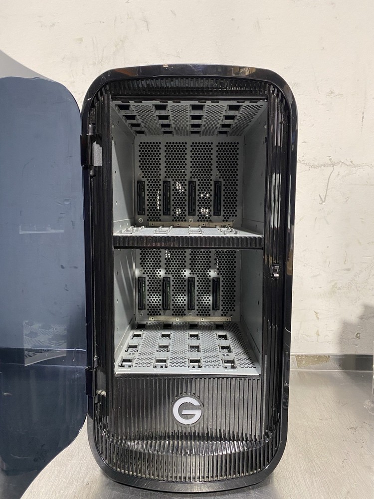 G-Technology G-Speed Studio XL 8-Bay Thunderbolt 2 RAID Array (4x3 TB HDD )