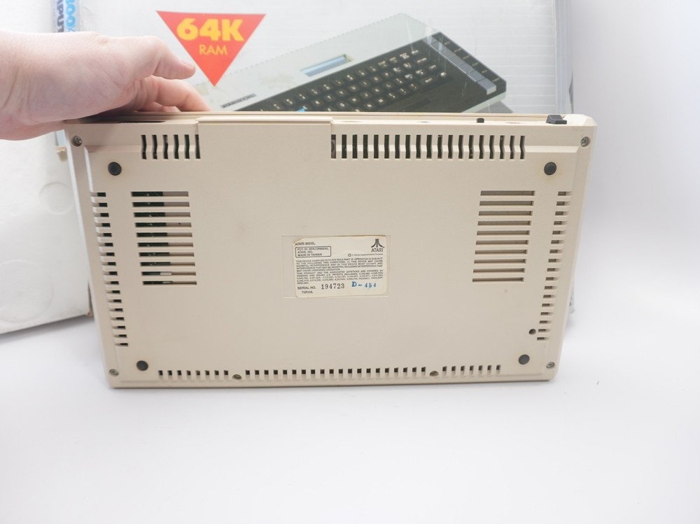 Atari 800XL Home Personal Computer With Box